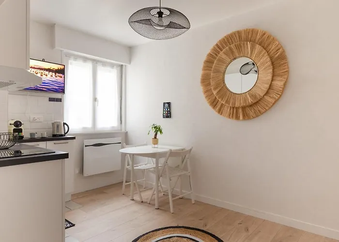 Travel Homes - Grand Rue, Petite Venise - Compact & Cosy - Lit Mural 公寓 *